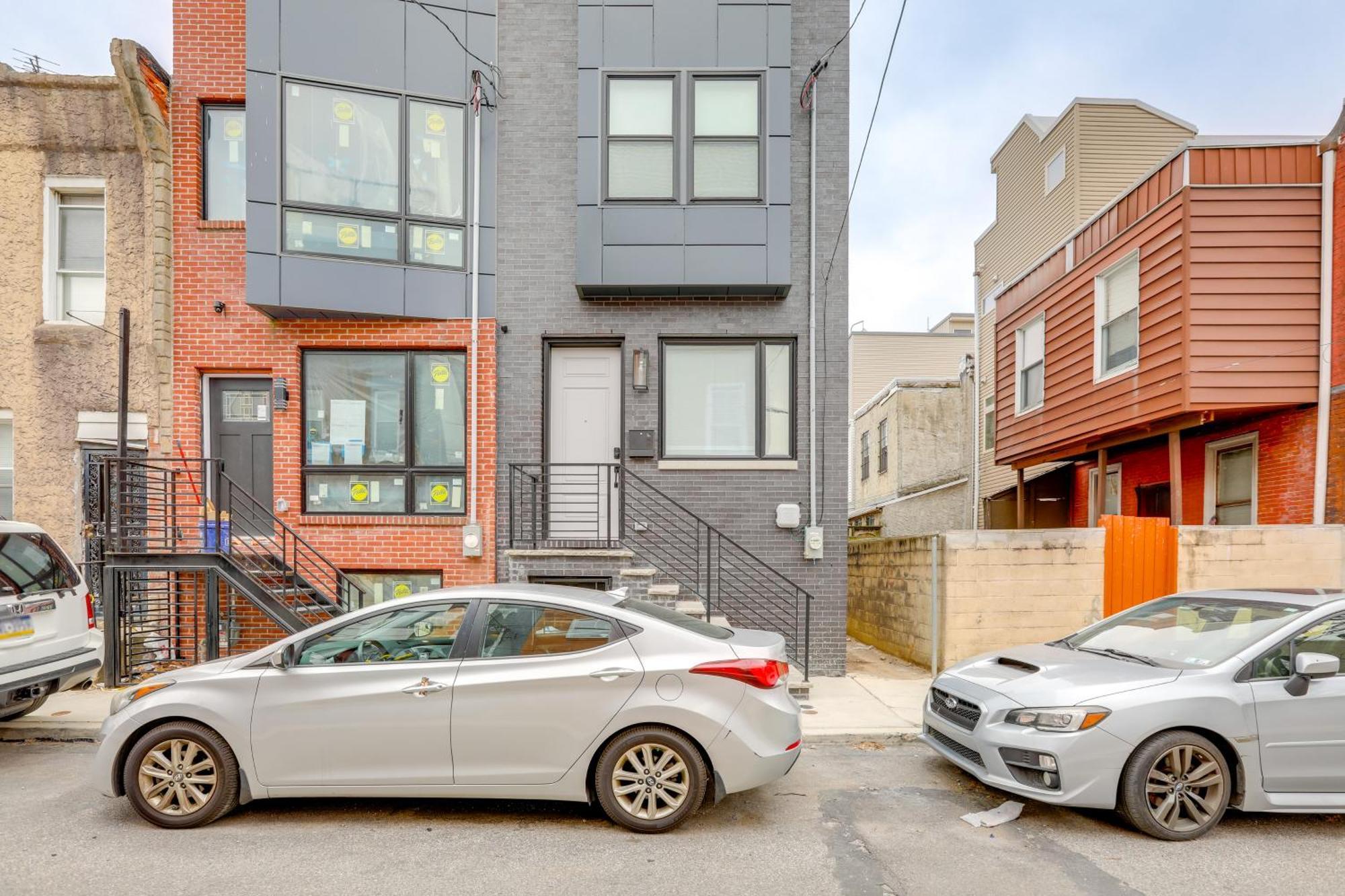 3 Mi To Center Modern Gem With Rooftop Patio Holiday home *